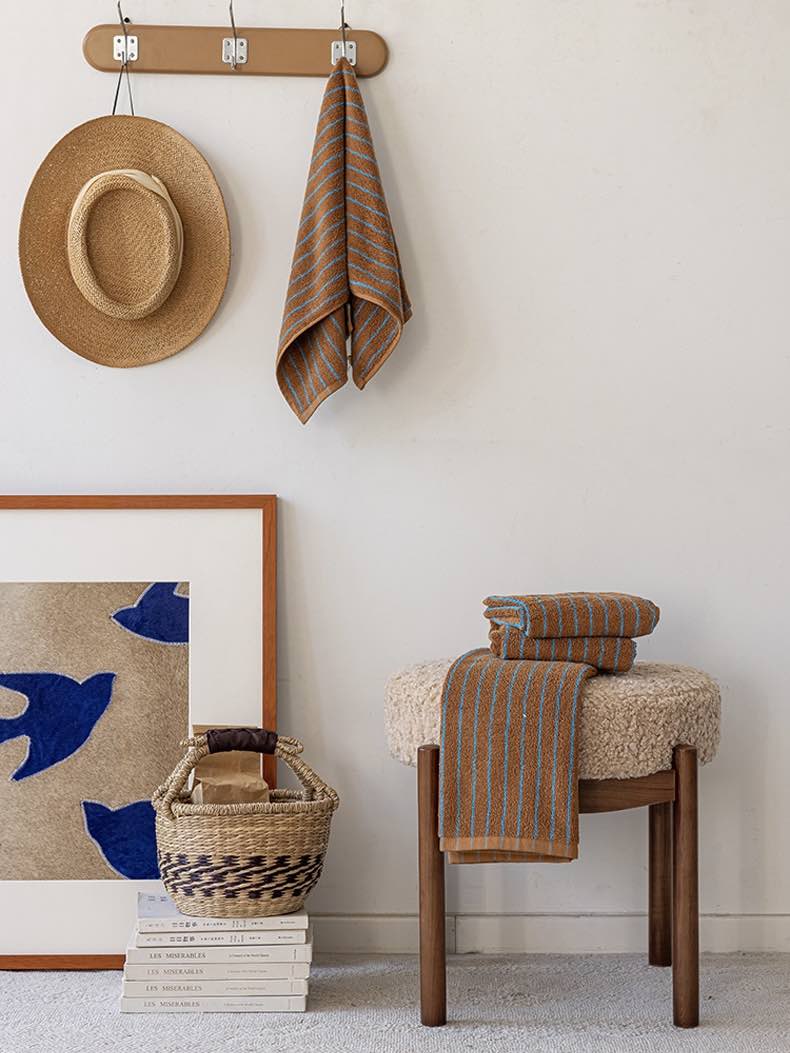 Ultra Soft Absorbent Retro Stripe Bath Towel - 100% Organic Cotton